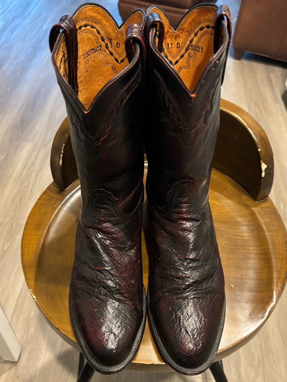 Lucchese 2000 Men's smooth ostrich black cherry roper boots